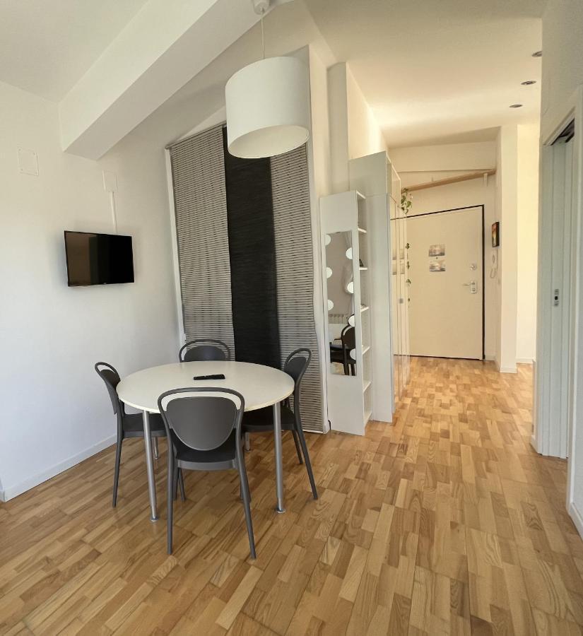 Апартаменти Sunrise Beach House - Sea View Монтезільвано Екстер'єр фото